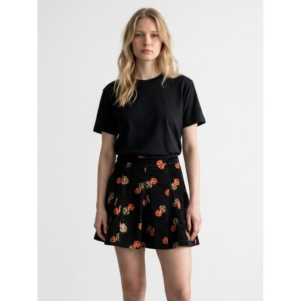 Free People A-Line Stretch Corduroy Black & Red Floral Print Pleated Mini‎ Skirt